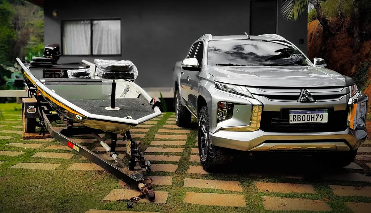 Triton 2022 Sport e embarcação completa 30hp